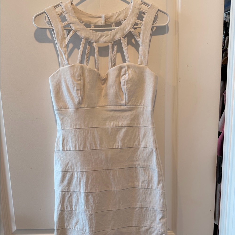 Elegant Cream Sleeveless Dress